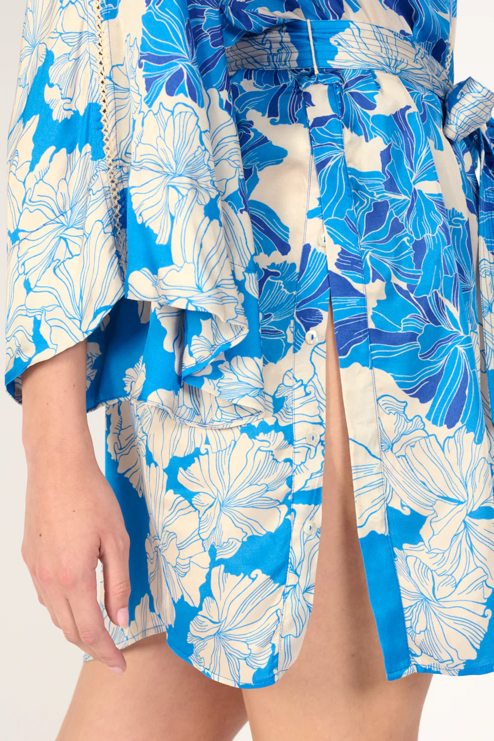 Kimono Luna - Blue Flower Bunch - Image 5