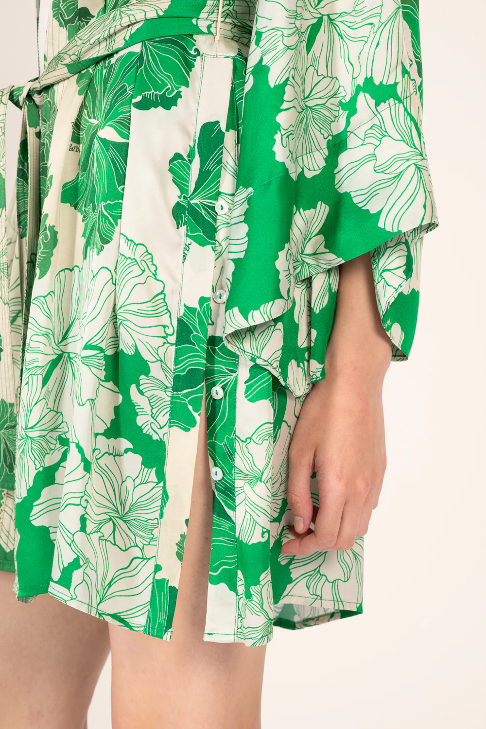 Kimono Luna - Green Flower Bunch - Image 9